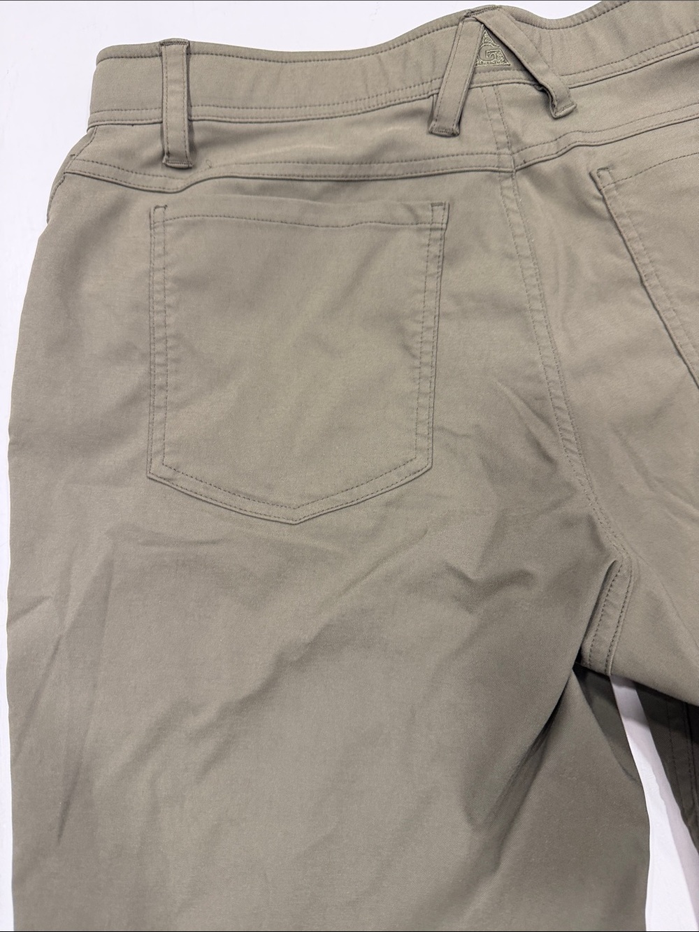 Gerry Olive Utility Hybrid Shorts - Picture 9 of 12
